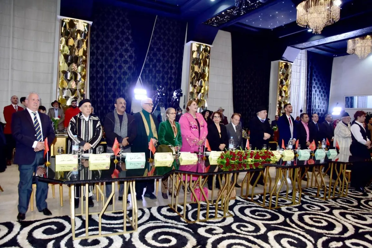 من أجواء حفل التكريم الدورة الثامنة لليلة الوفاء الذي نظمه نادي الفنانين بالمغرب-  الصورة خاصة بـ"سيدتي"- تصوير- محمد بلميلود