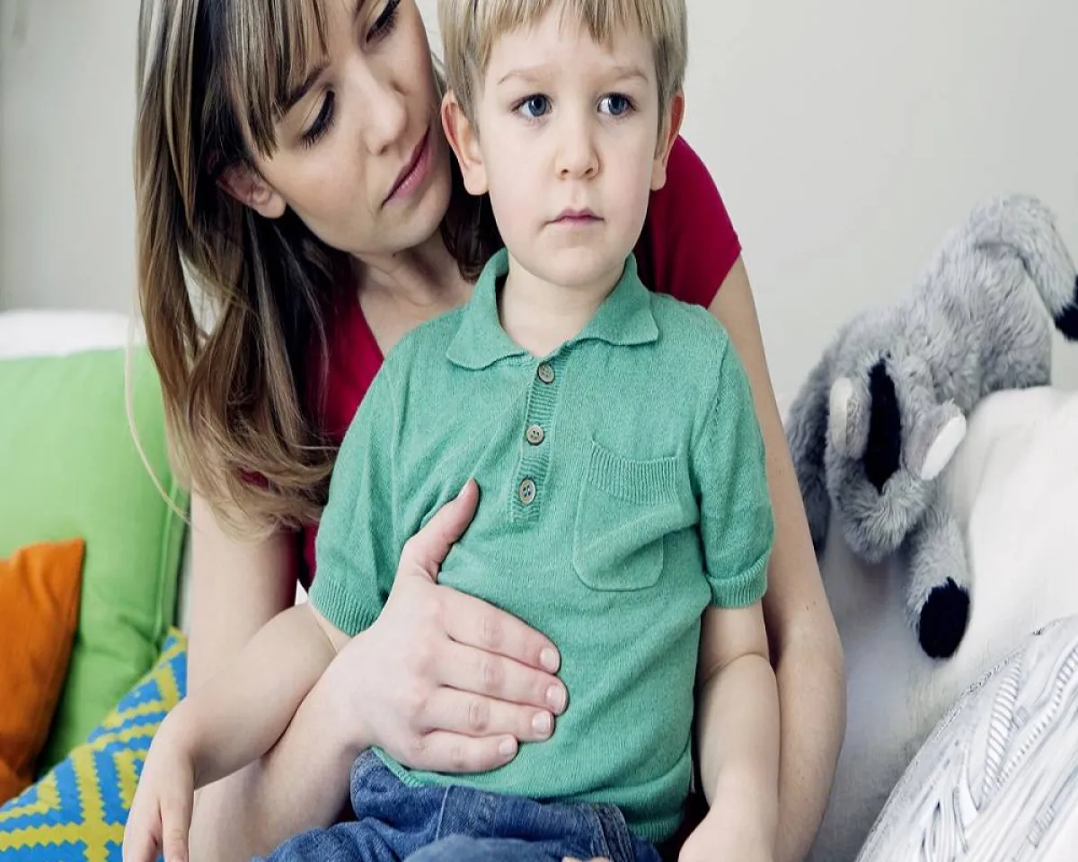 صورة لطفل يعاني من التهاب المسالك البولية