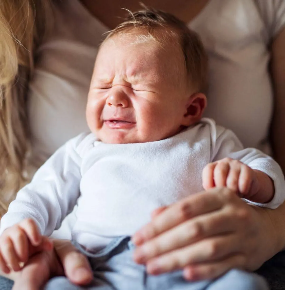 صورة لبكاء المولود