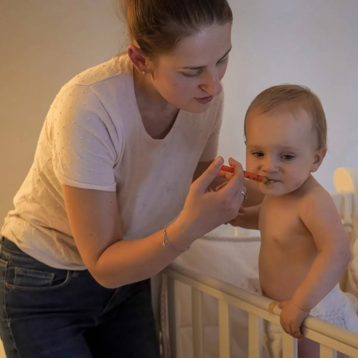 صورة لأم وطفلها