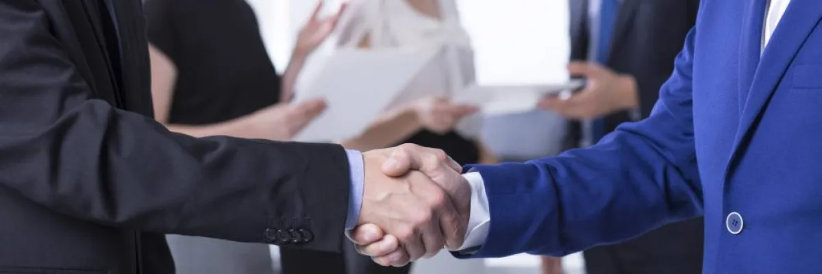 طريقة المصافحة في لغة الجسد