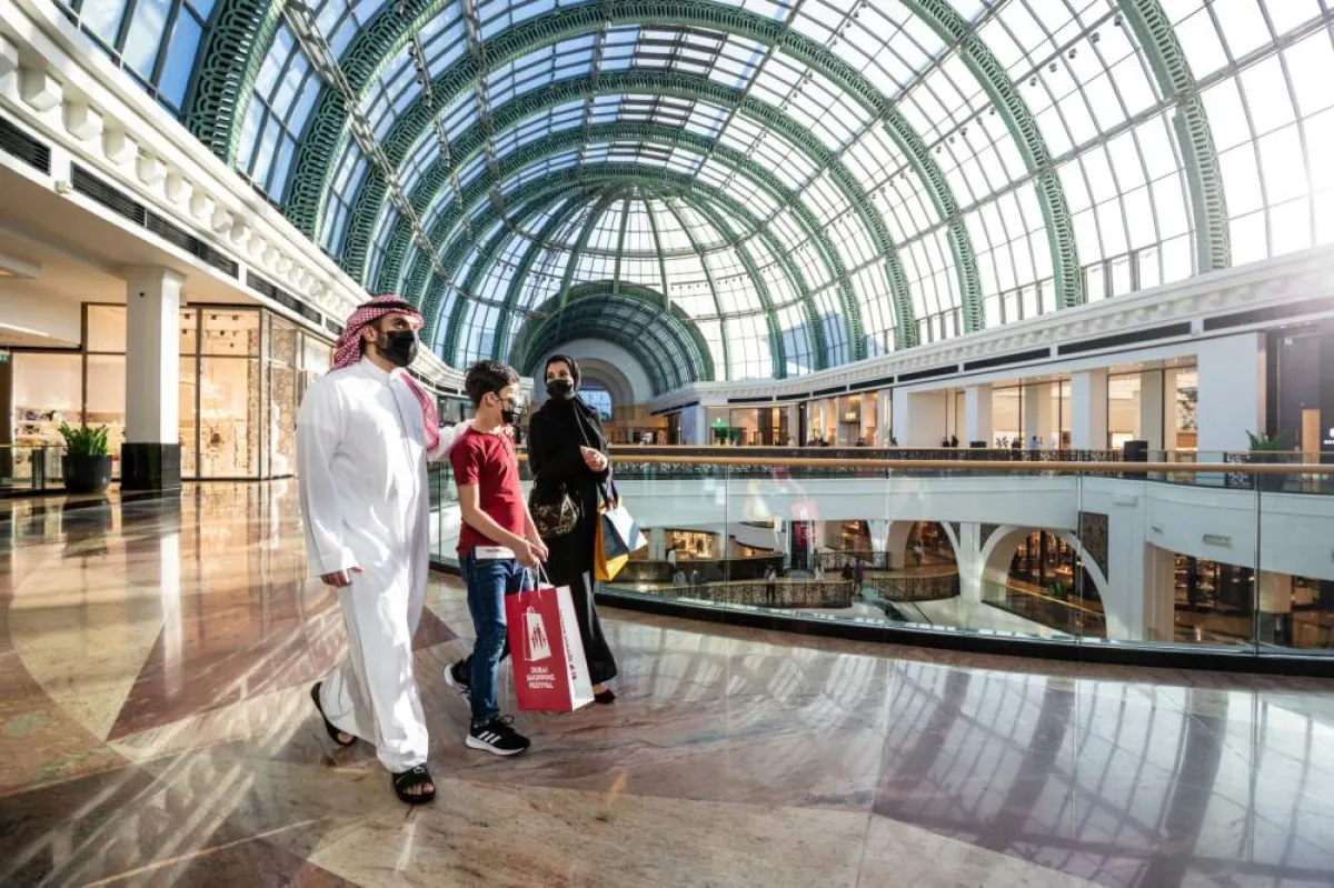 انتعاش سوق السياحة المحلي. الصورة من "وام"