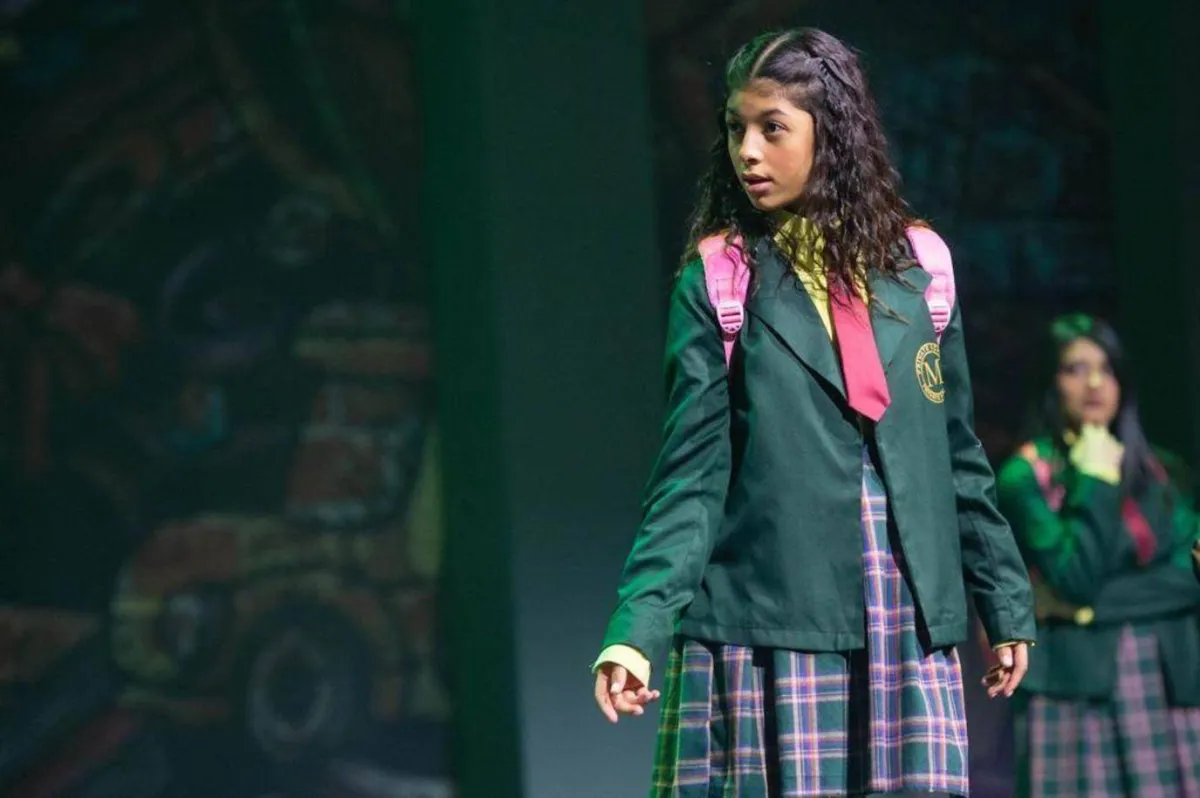 صورة من العرض المسرحي الغنائي الخيالي للأطفال على موقع موسم الرياض على تويتر