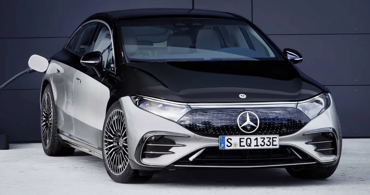 مرسيدس-بنز بتقنية القيادة الذاتية في طرازي2022S&EQS   