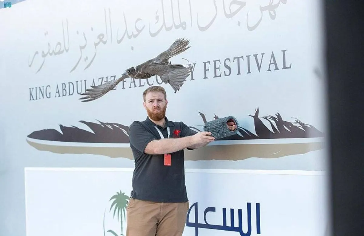 صقورًا قادمة من دول مجلس التعاون الخليجي وأوروبا سجلت للمشاركة في مسابقة الملواح