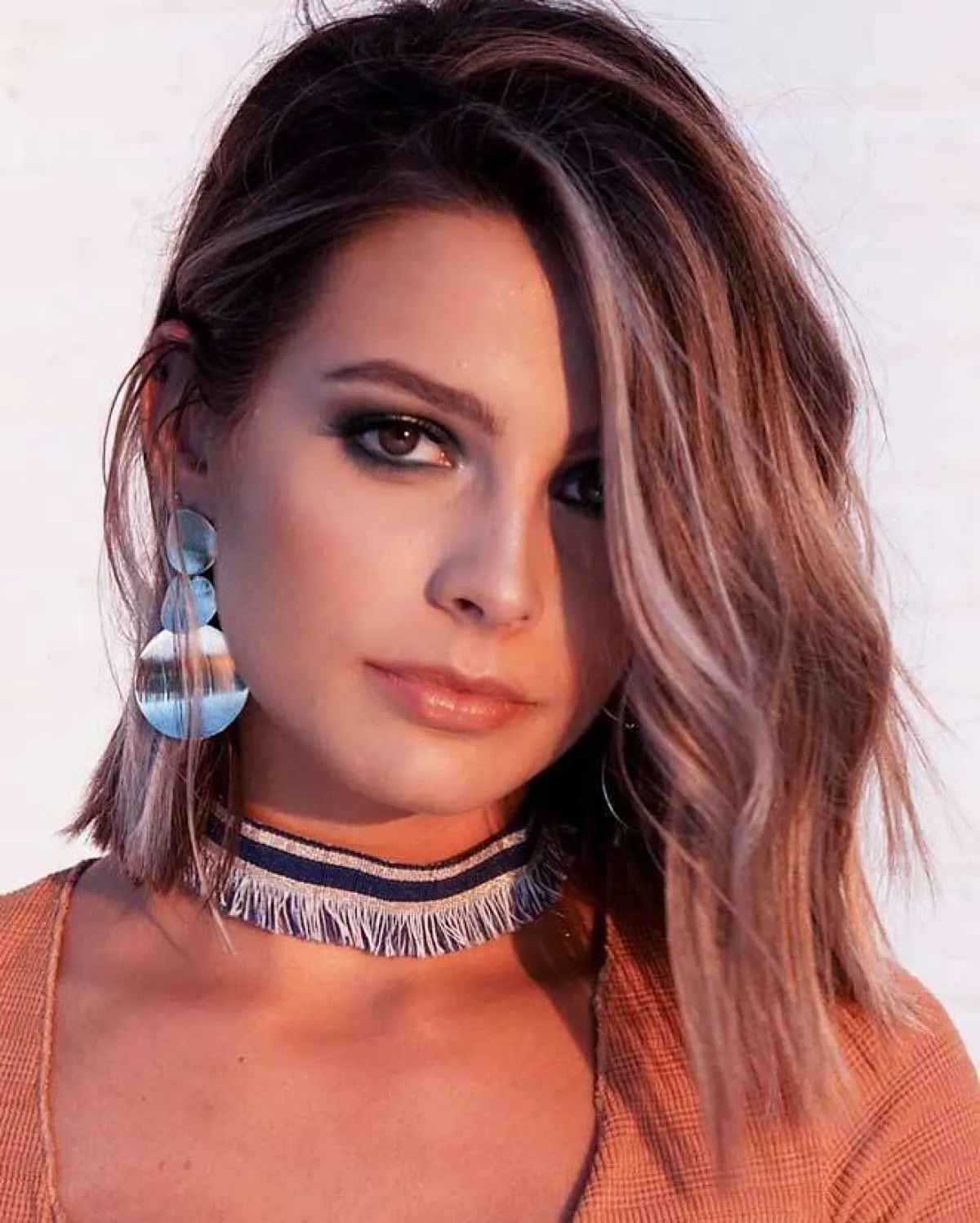 قصات شعر متوسط الطول