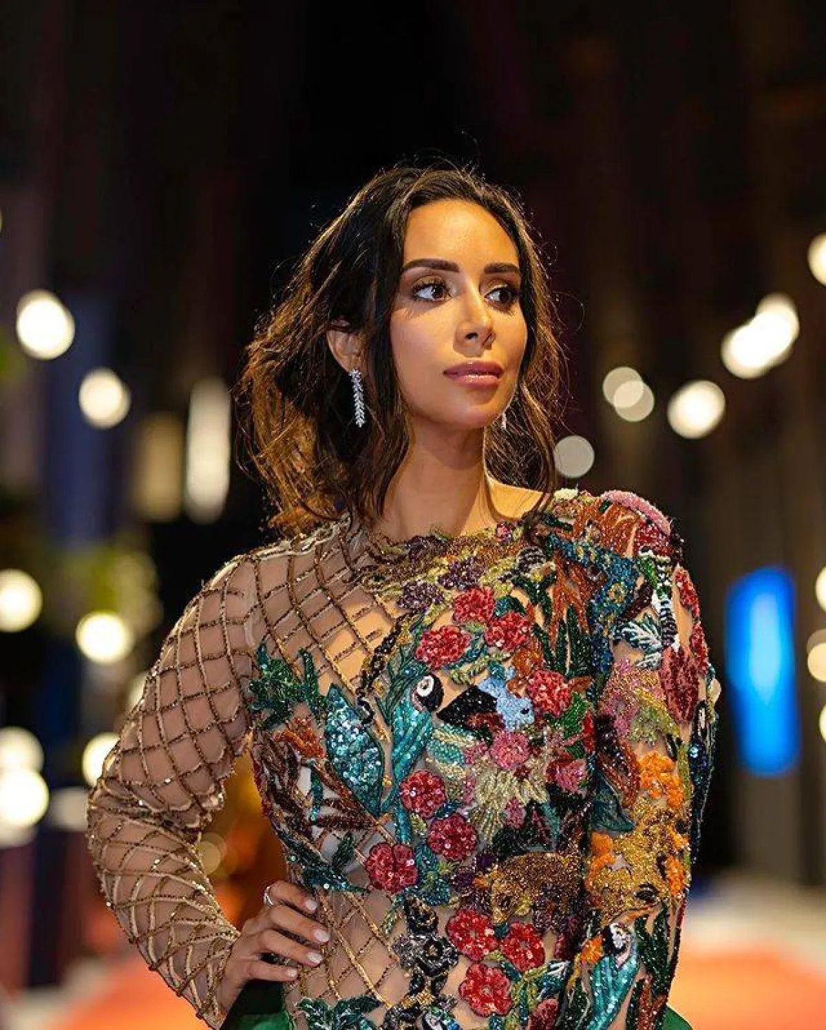 بسنت شوقي وأقراط شاندلير ساحرة من Bijoux Jewelry -الصورة من حسابها  على انستغرام