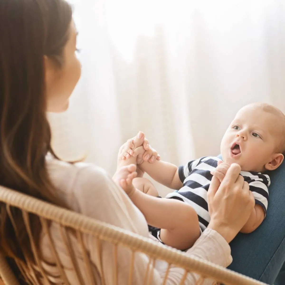 صورة لام ورضيعها