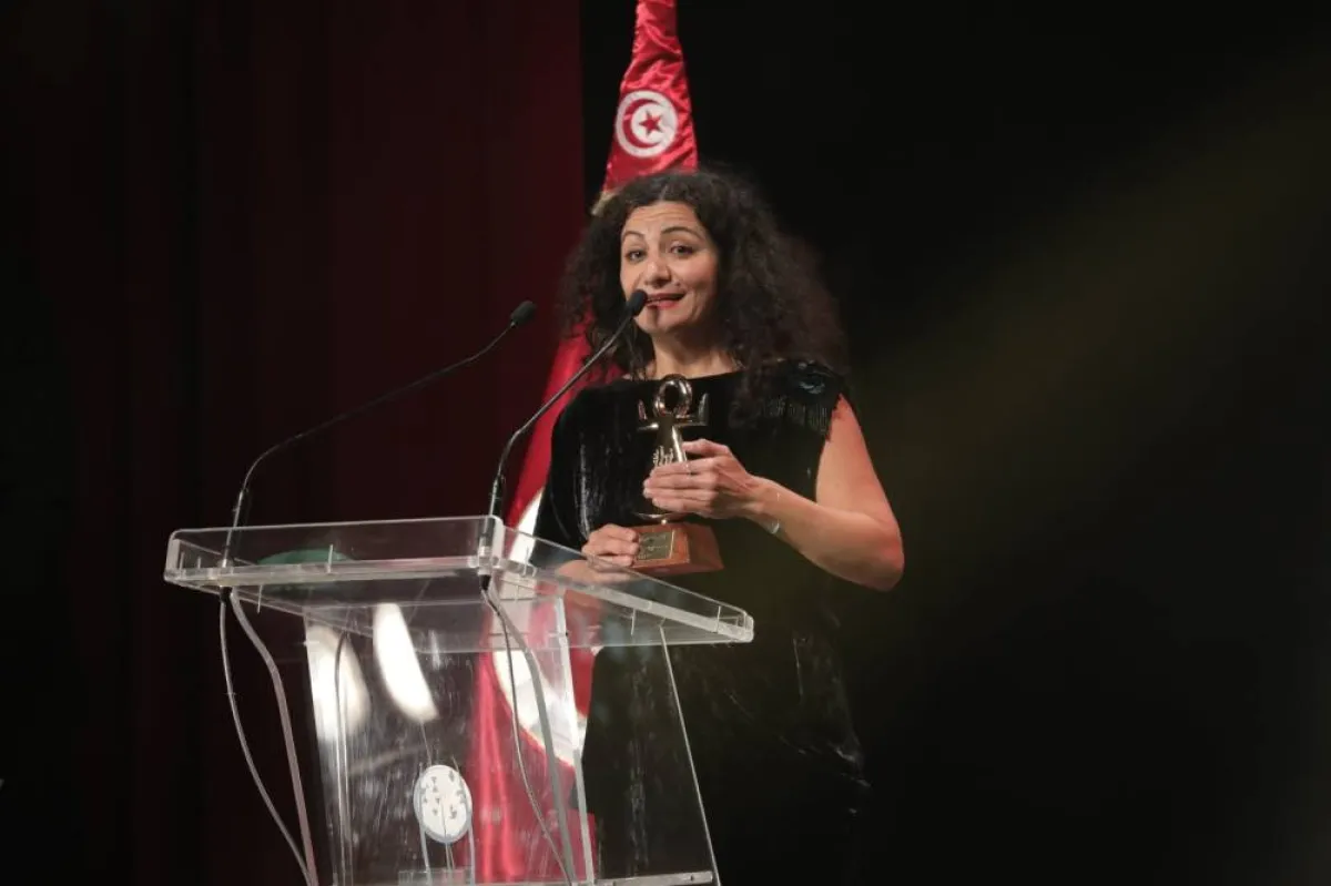 حلى عمران الفائزة بجائزة أفضل ممثلة- الصورة من موقع وزارة الثقافة التونسية على  الفيسبوك