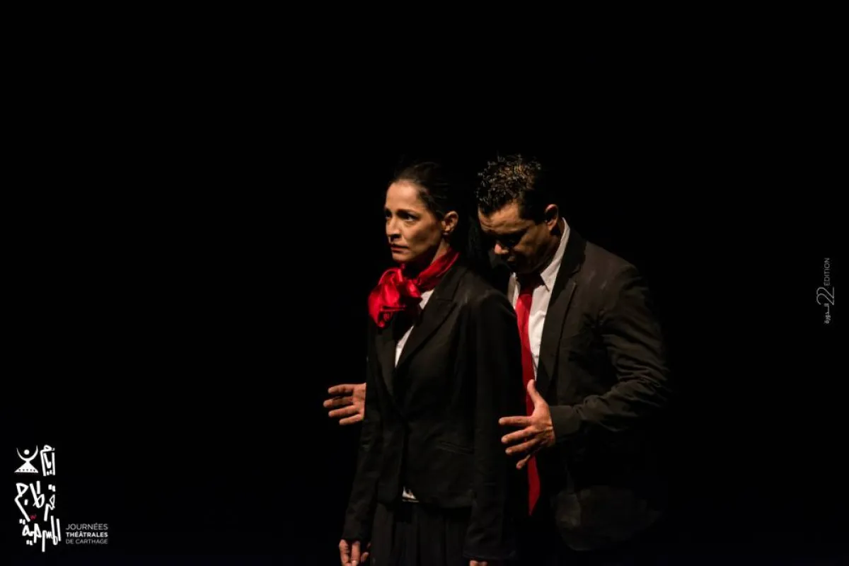 مشهد من مسرحية "آخر مرة" الفائزة بجائزة العمل المتكامل- الصورة من موقع المهرجان على الفيسبوك