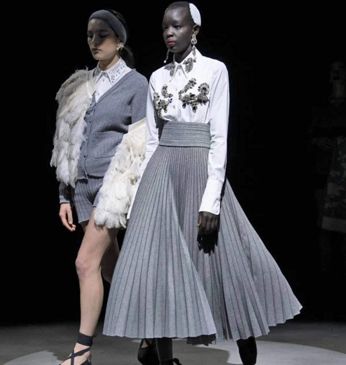 زي من  إردم Erdem