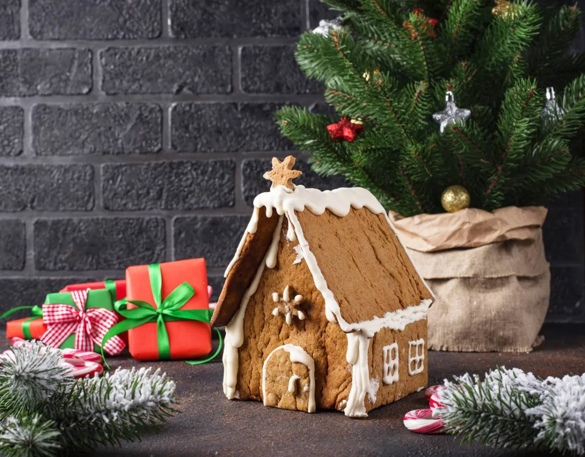 صورة لكوخ من البسكويت