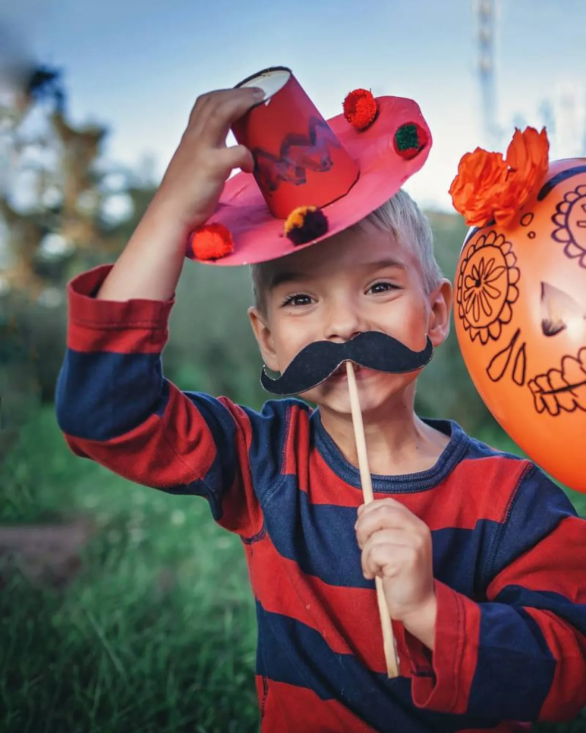 صورة لأطفال في ليلة رأس السنة