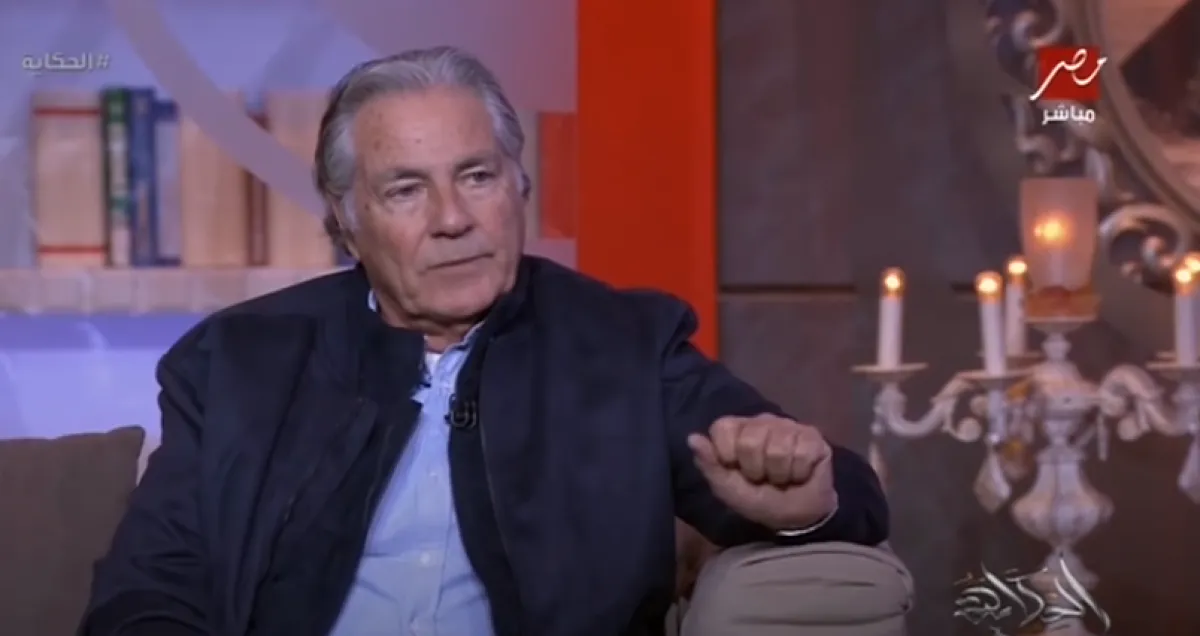 الفنان مصطفى فهمي خلال استضافته في برنامج الحكاية مع عمرو أديب - الصورة نقلا عن حساب برنامج الحكاية على يوتيوب