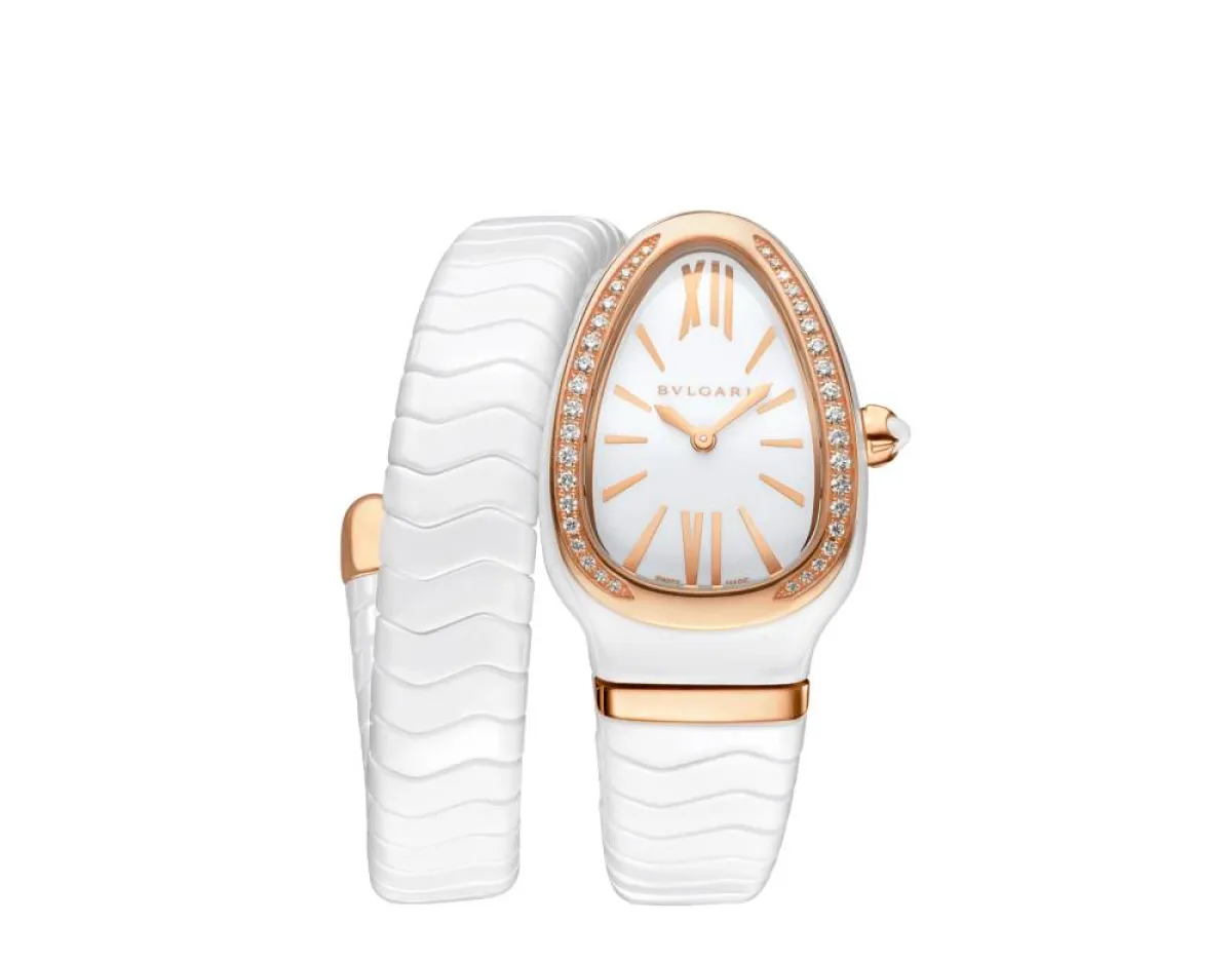 ساعة بيضاء للعروس من بلغاري