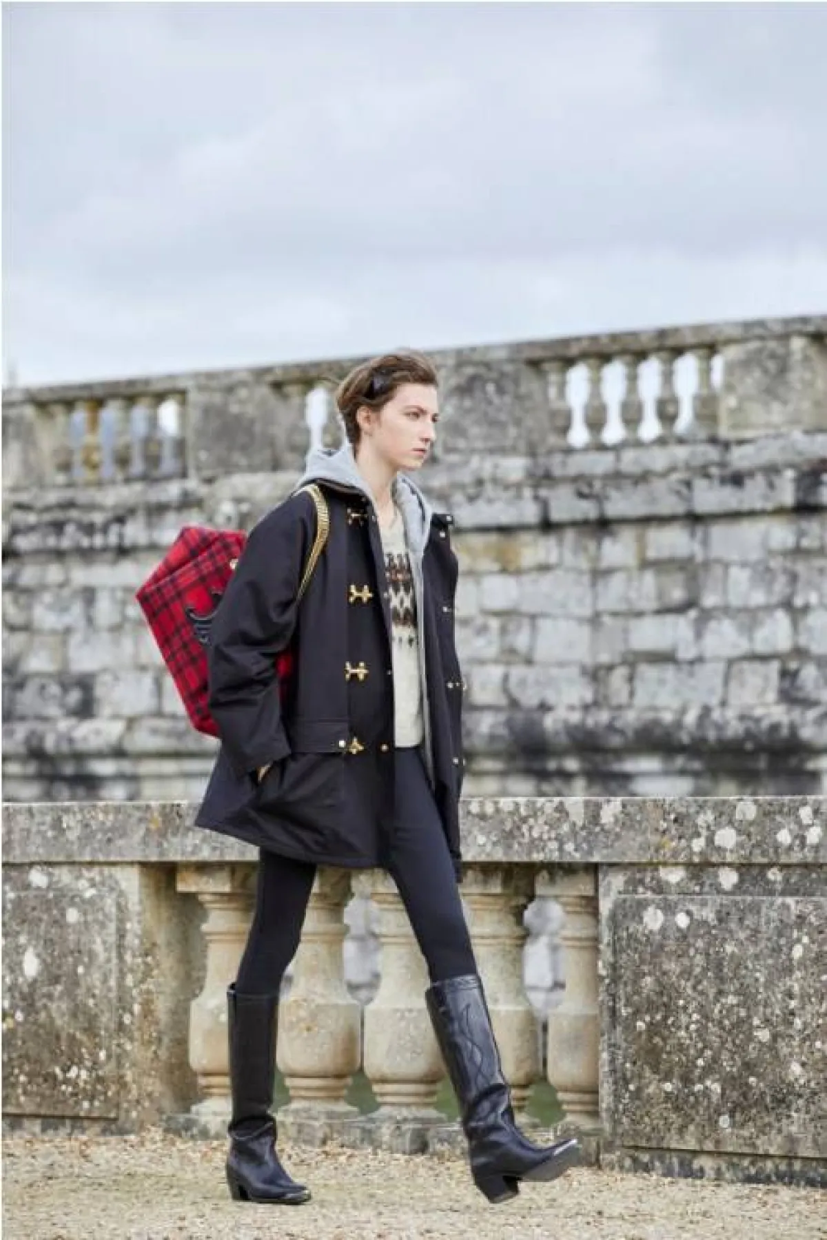 حقيبة كاروهات بلون زاهي من سيلين  Celine