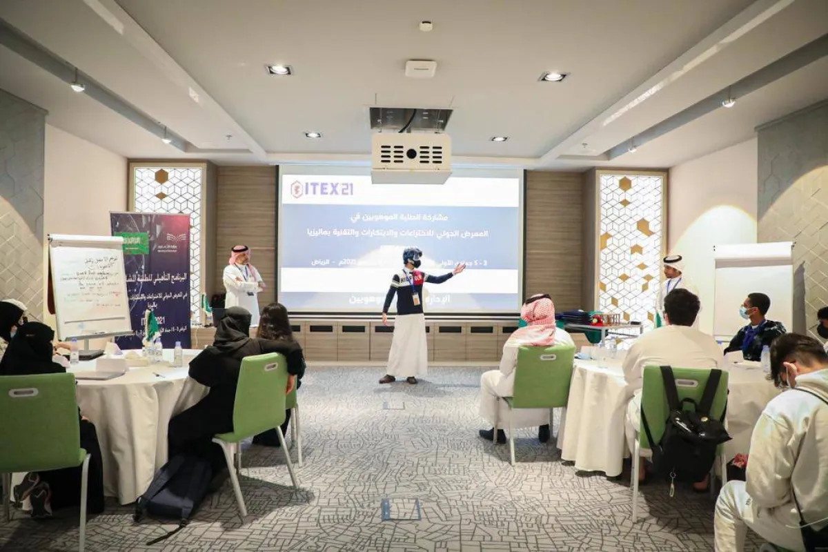 المملكة تحقق 10 ميداليات في المعرض الدولي للاختراعات والابتكارات - الصورة من حساب وزارة التعليم على تويتر