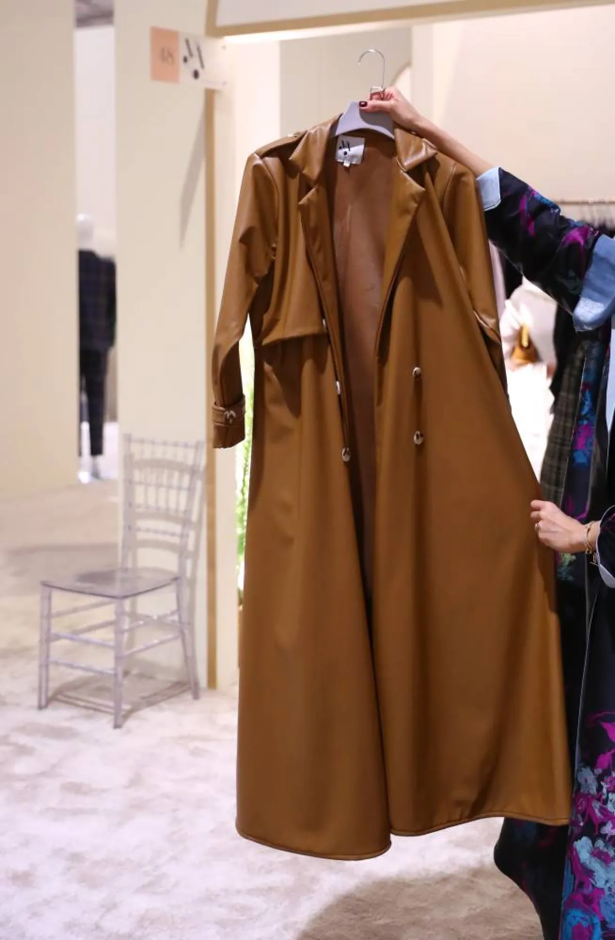 عباية من الجلد