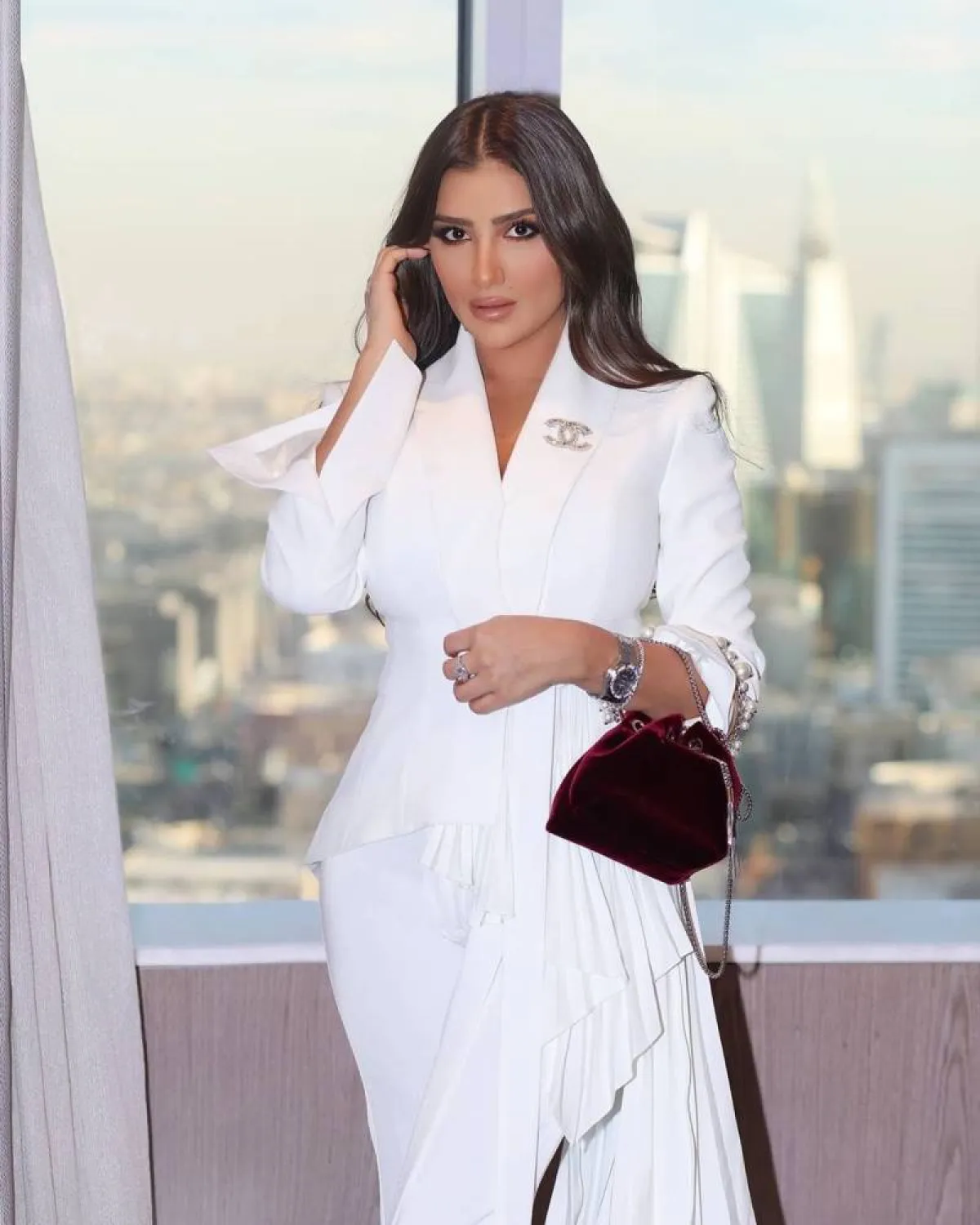 النجمة مي عمر خلال مشاركتها بمعرض أنا عربية - الصورة من حساب مي عمر على انستغرام