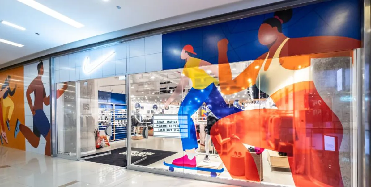 متجر Nike Live في دبي مارينا مول