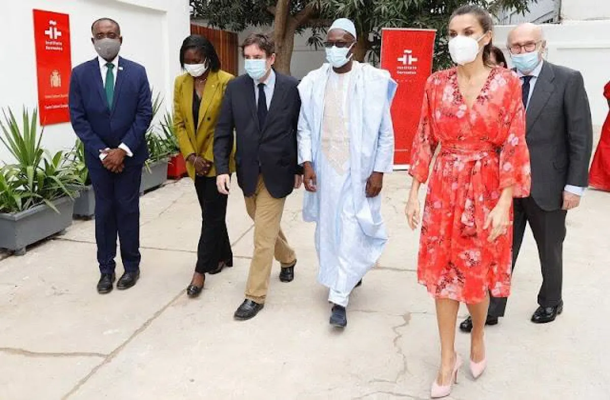 الملكة ليتيزيا تفتتح معهد ثربانتس بالسنغال- الصورة من موقع New my Royals