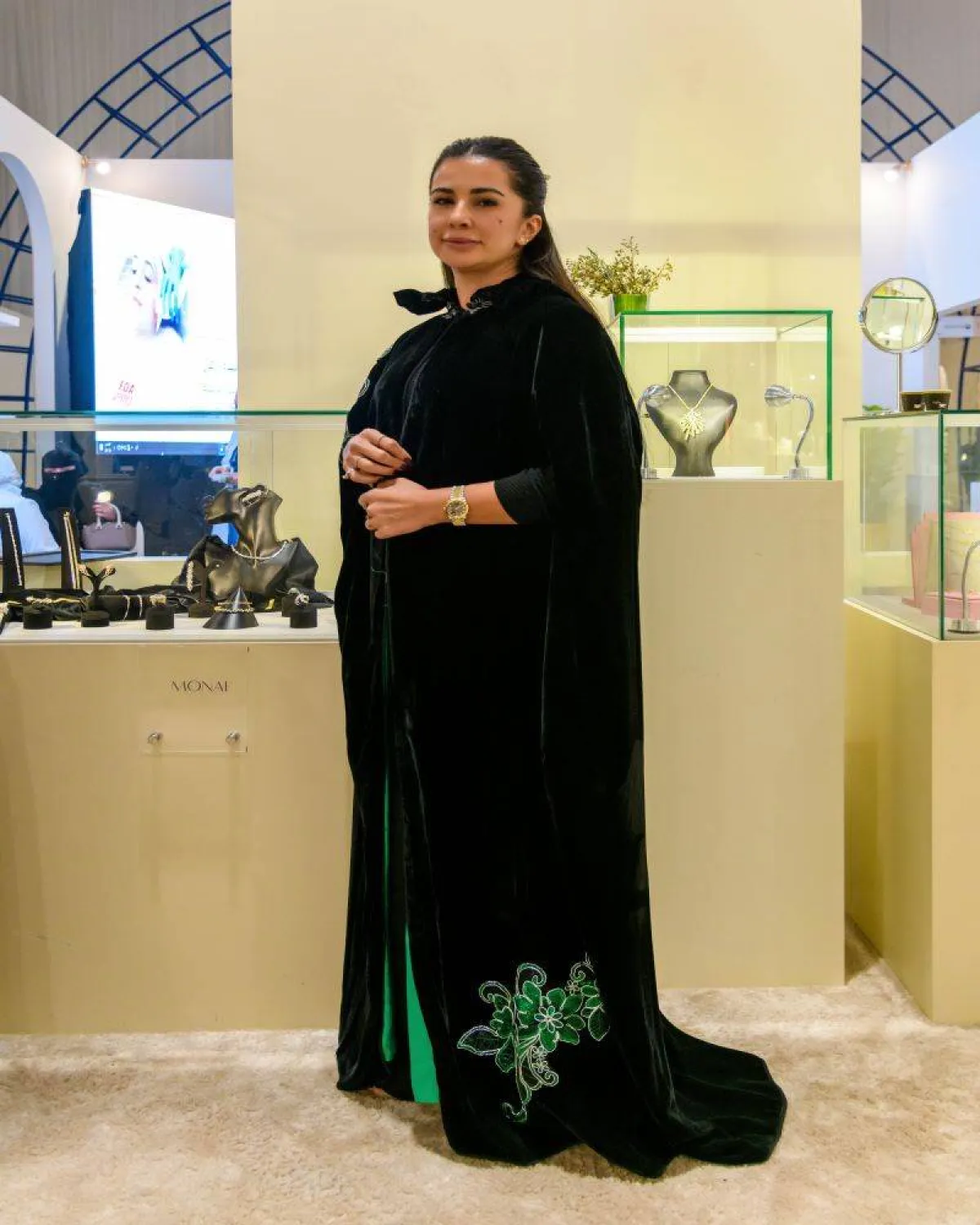 سؤدد من معرض انا عربية