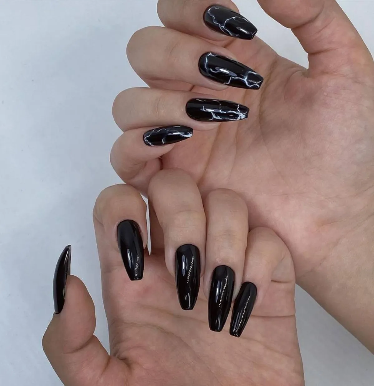 أحدث صيحات المناكير 2022