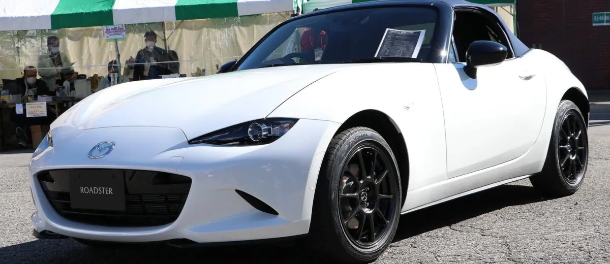مازدا مياتا MX-5 2022 بلمسات تصميمية جذابة قبل طرحها طليعة العام المقبل 