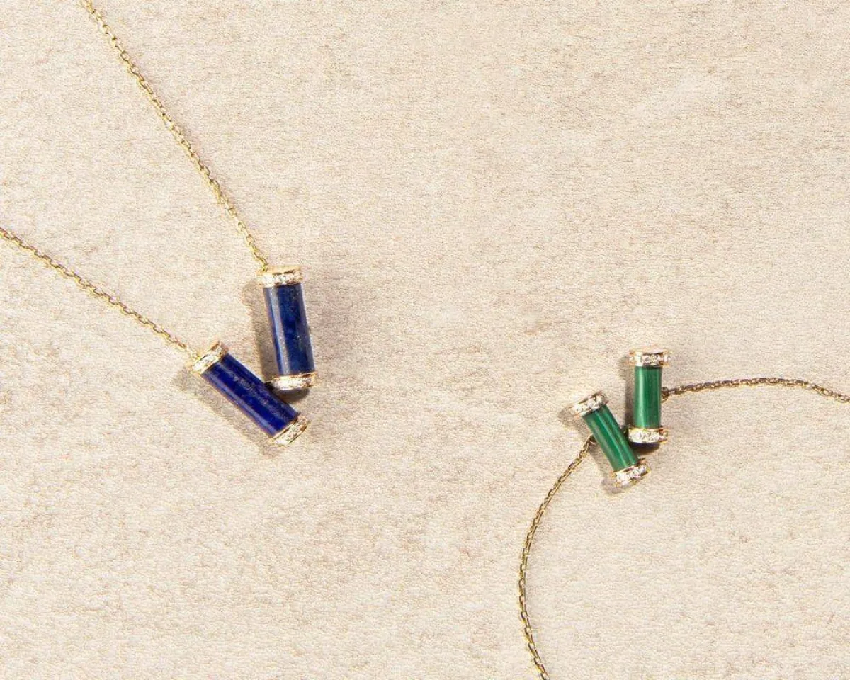 مجوهرات باحجار كريمة