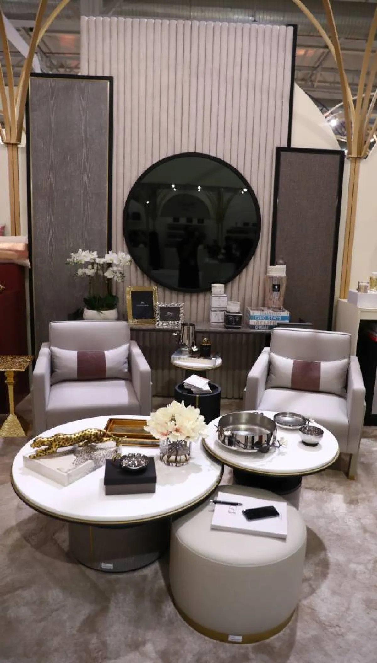 الجناح الوحيد للديكور في أنا عربية .. انسل