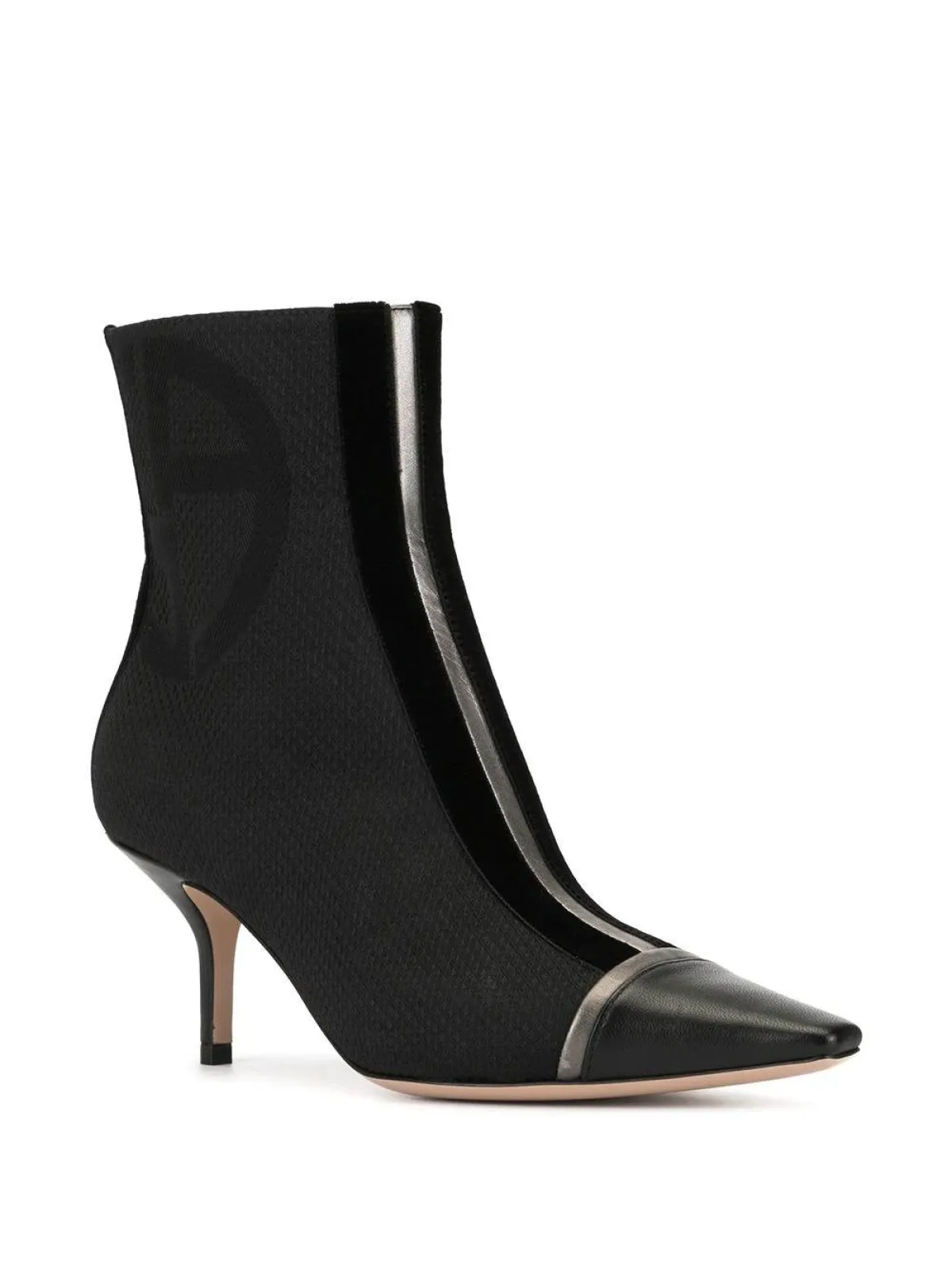 موديلات جزمات خريف وشتاء 2021-2022