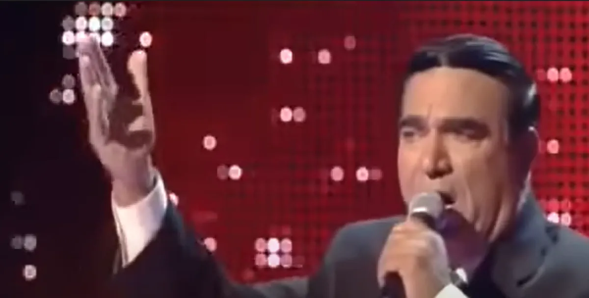 الفنان الراحل عامر توفيق - الصورة من برنامج ذا فويس على يويتوب