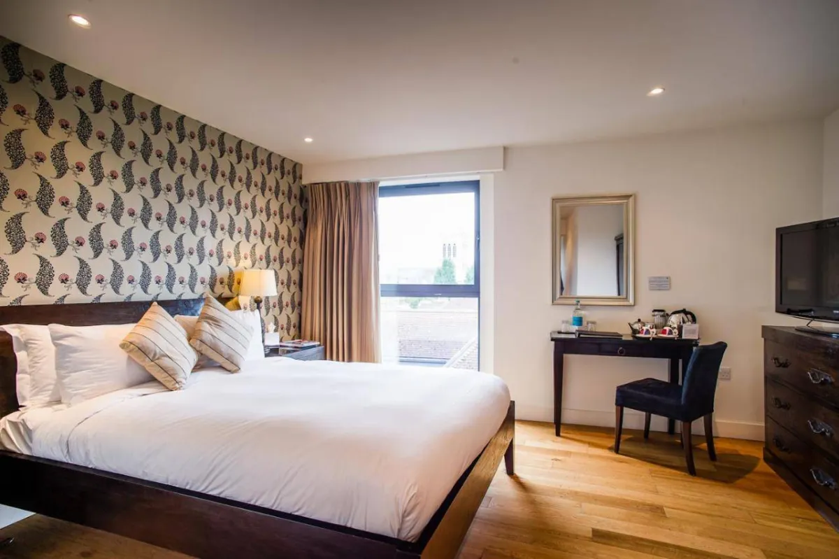 فندق وسبا ذا فارستاي