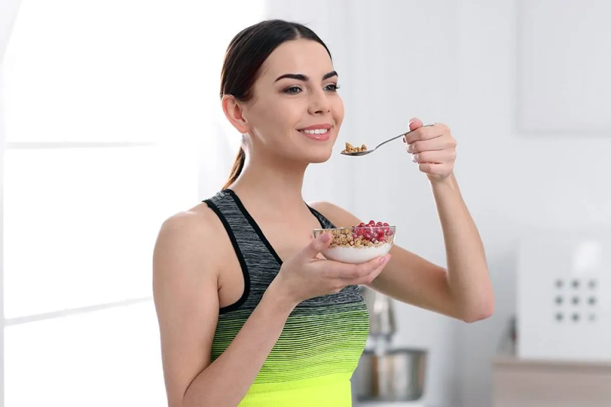 ما هي الوجبات الخفيفة التي يمكن تناولها قبل التمرين؟