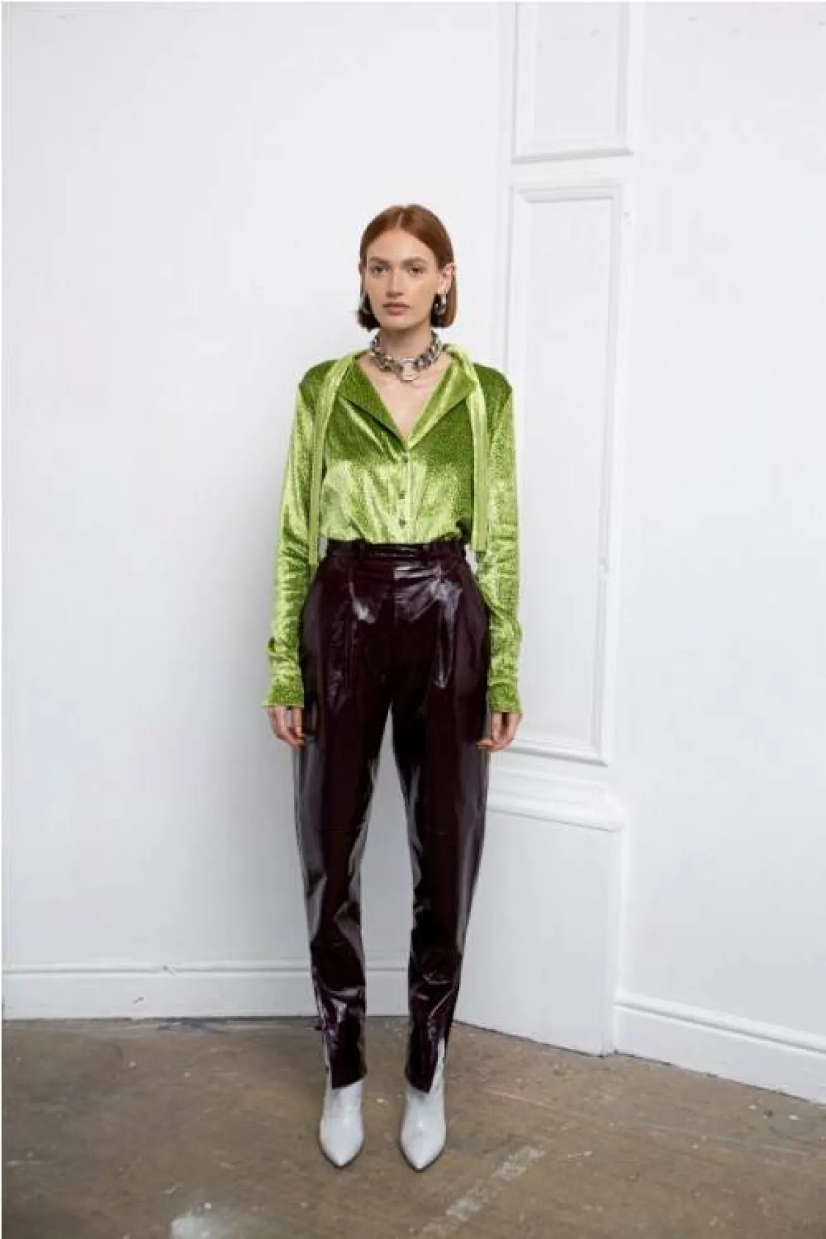 إطلالة كاملة من الجلد من دانام  Daname