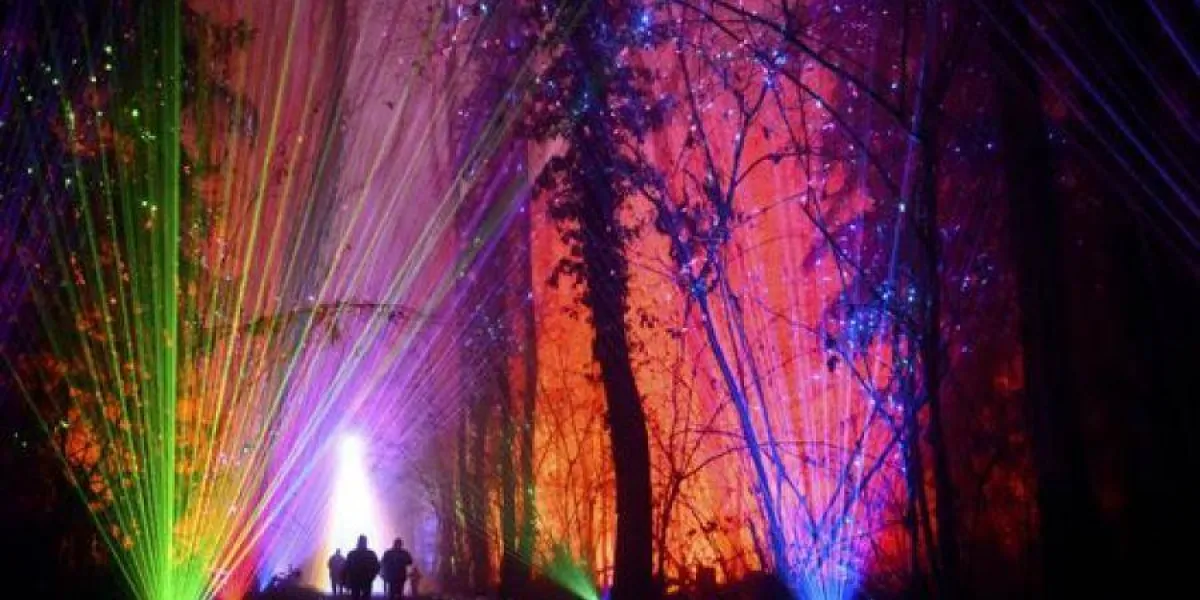 مهرجان الغابة الساحرة (لانزرهايد) بسويسرا تحتفل برأس السنة بطريقتها 