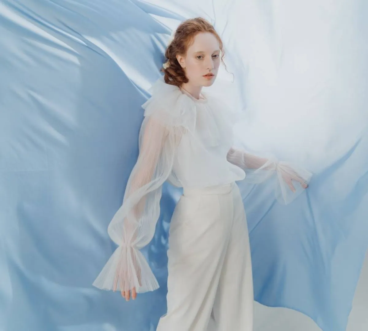 صورة لامرأة جميلة