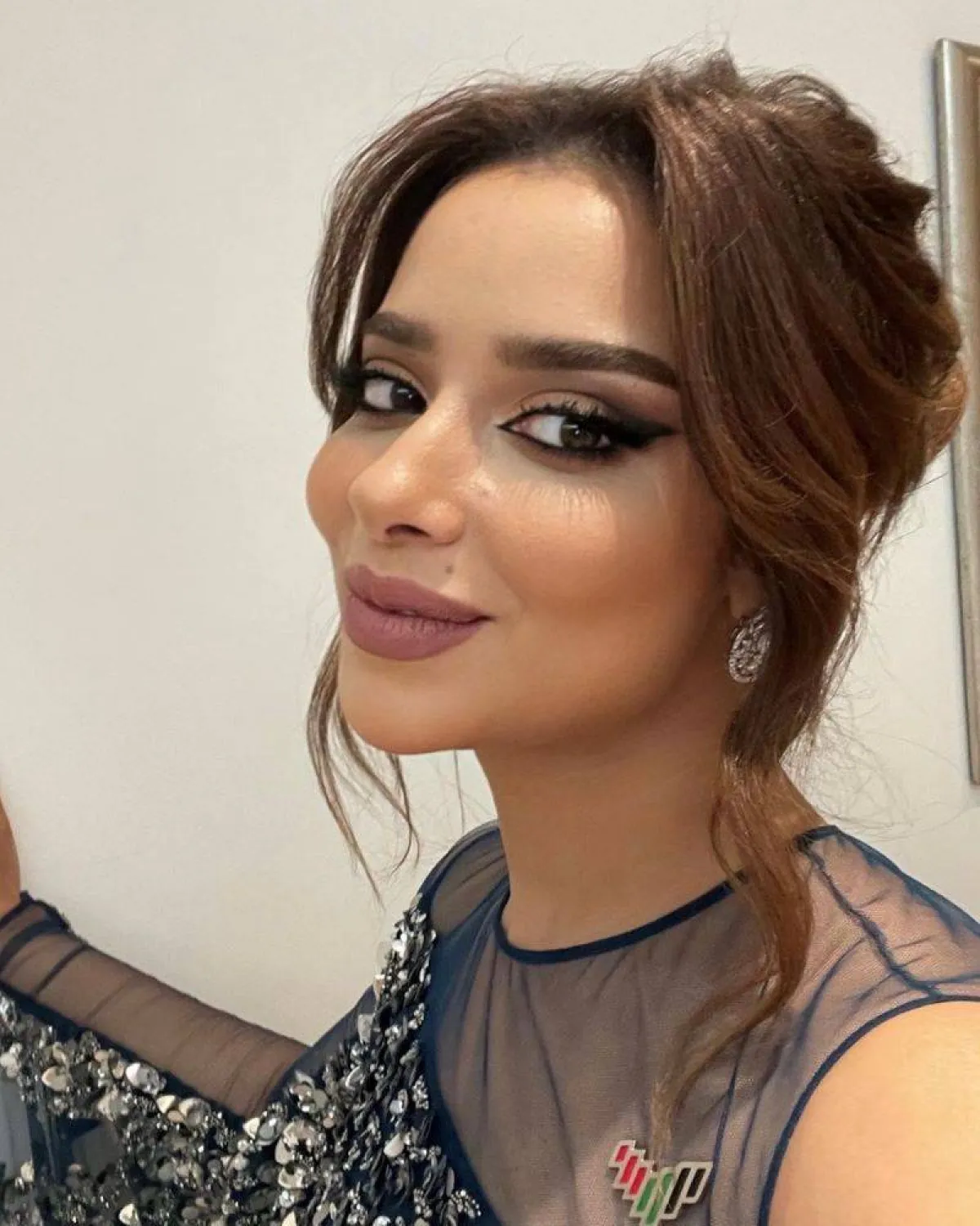 بلقيس بمكياج خليجي