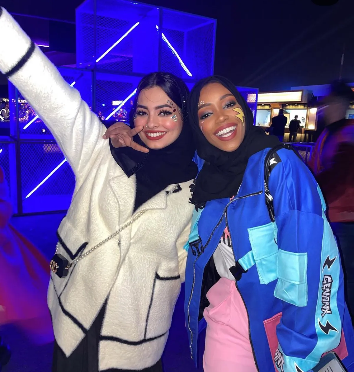 مرام بيكو ومنى الشيخ في مدل بيست - الصورة من حسابها على الانستجرام