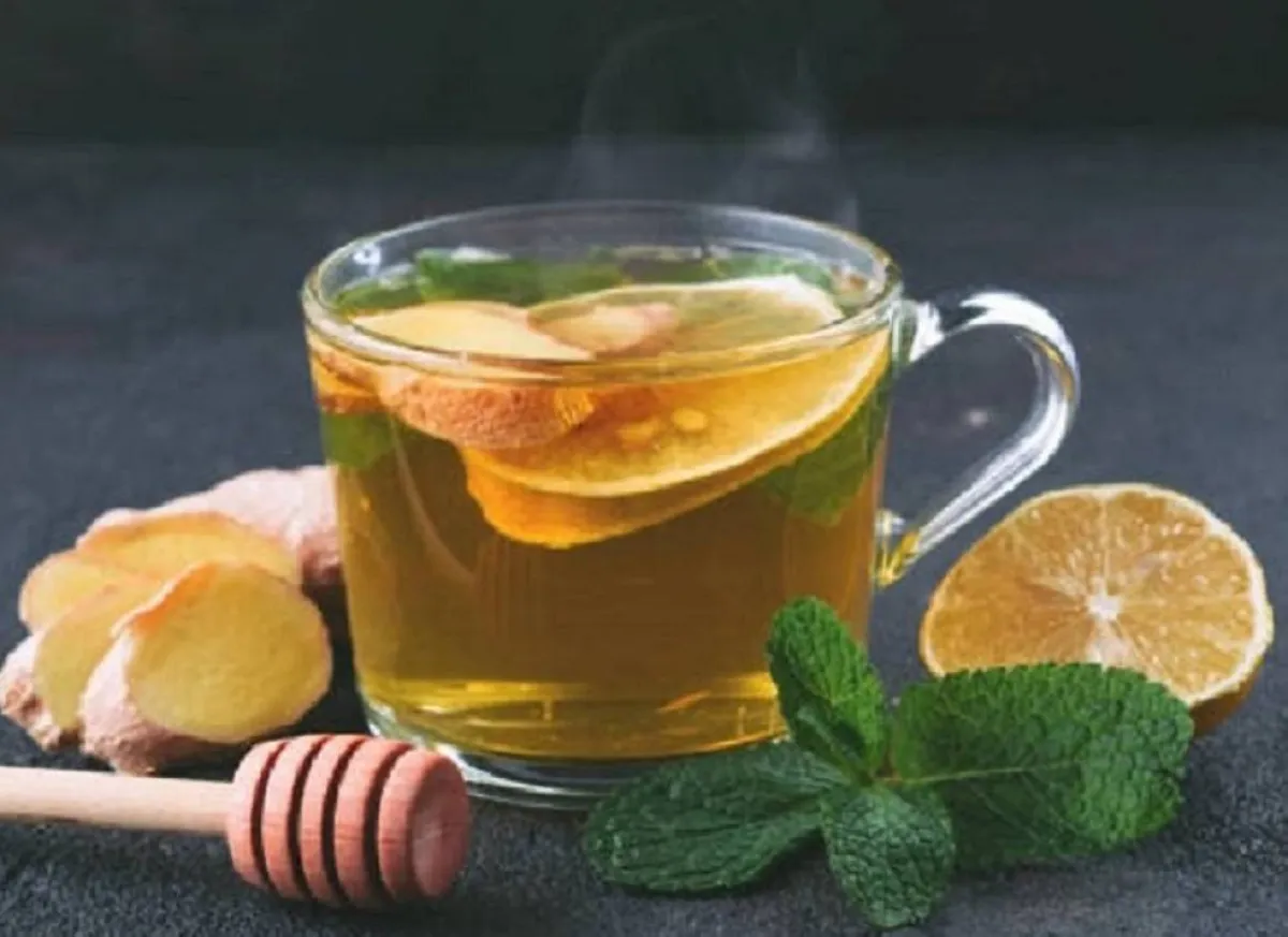 مشروب خل التفاح مع عصير الليمون