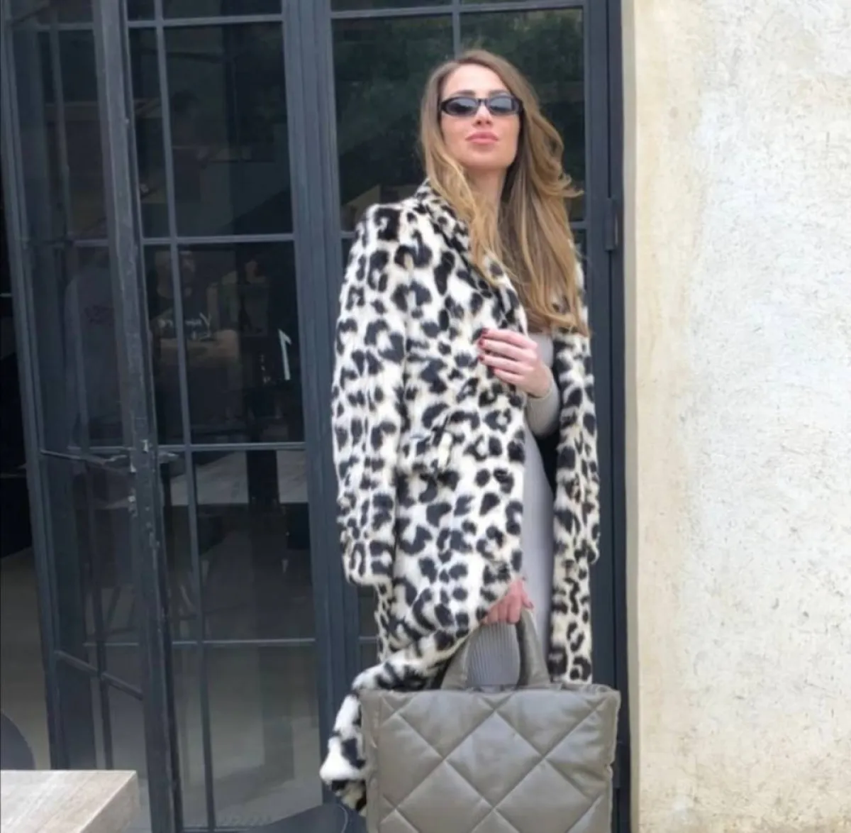 فساتين النجمات بالنقوش البريّة