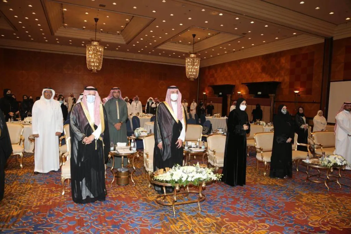 جائزة تعزيز للعمل التطوعي