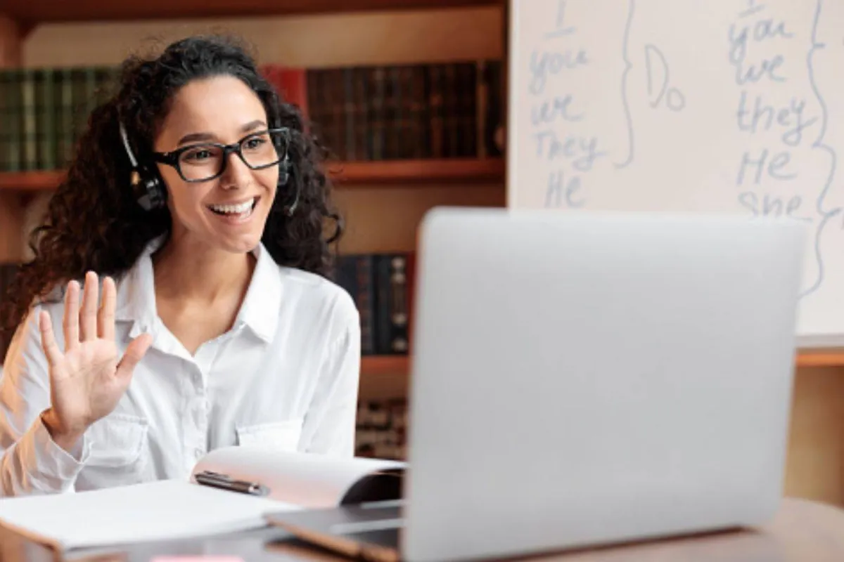 التواصل مع الخطيب بالهاتف