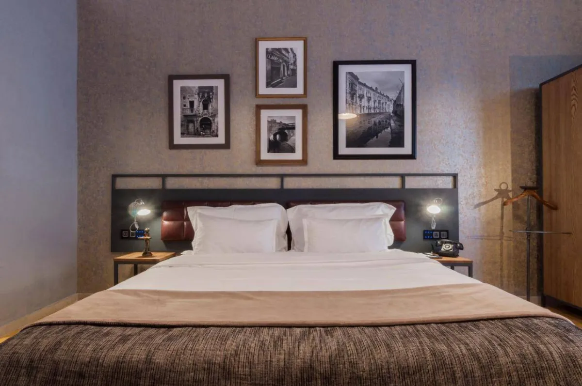 إيه إكس ذا سانت جون