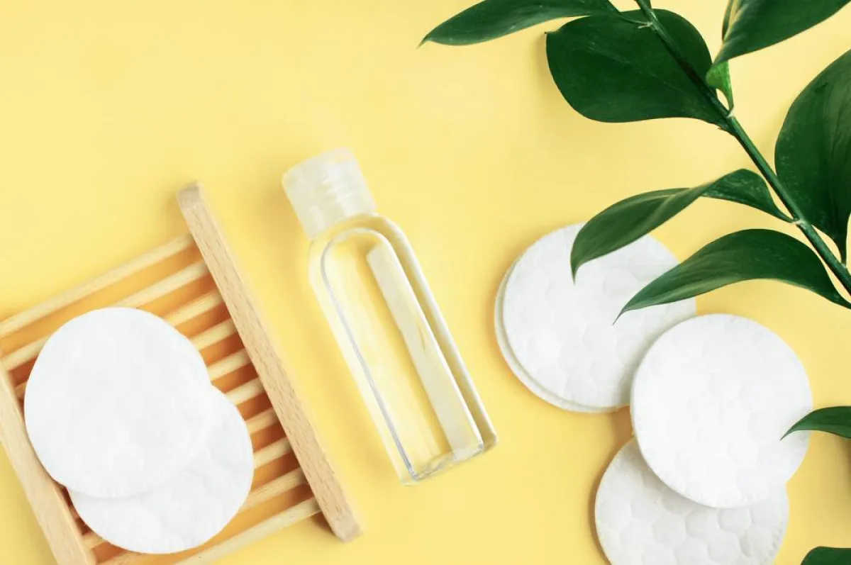 مناديل إزالة المكياج