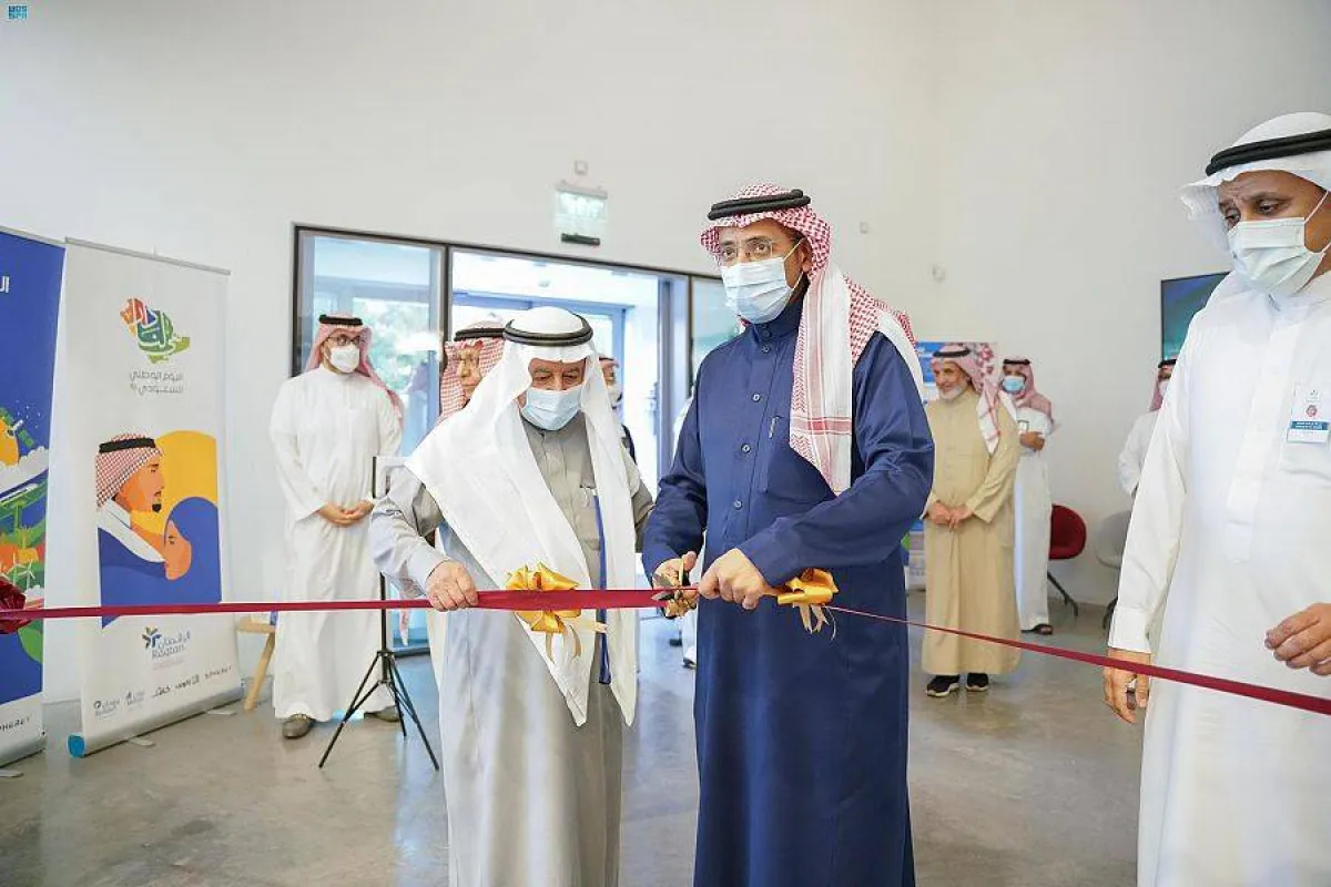 وزير الصناعة السعودي يفتتح مشاريع جديدة بالمدينة الصناعية الثانية في الدمام - الصورة من "واس"