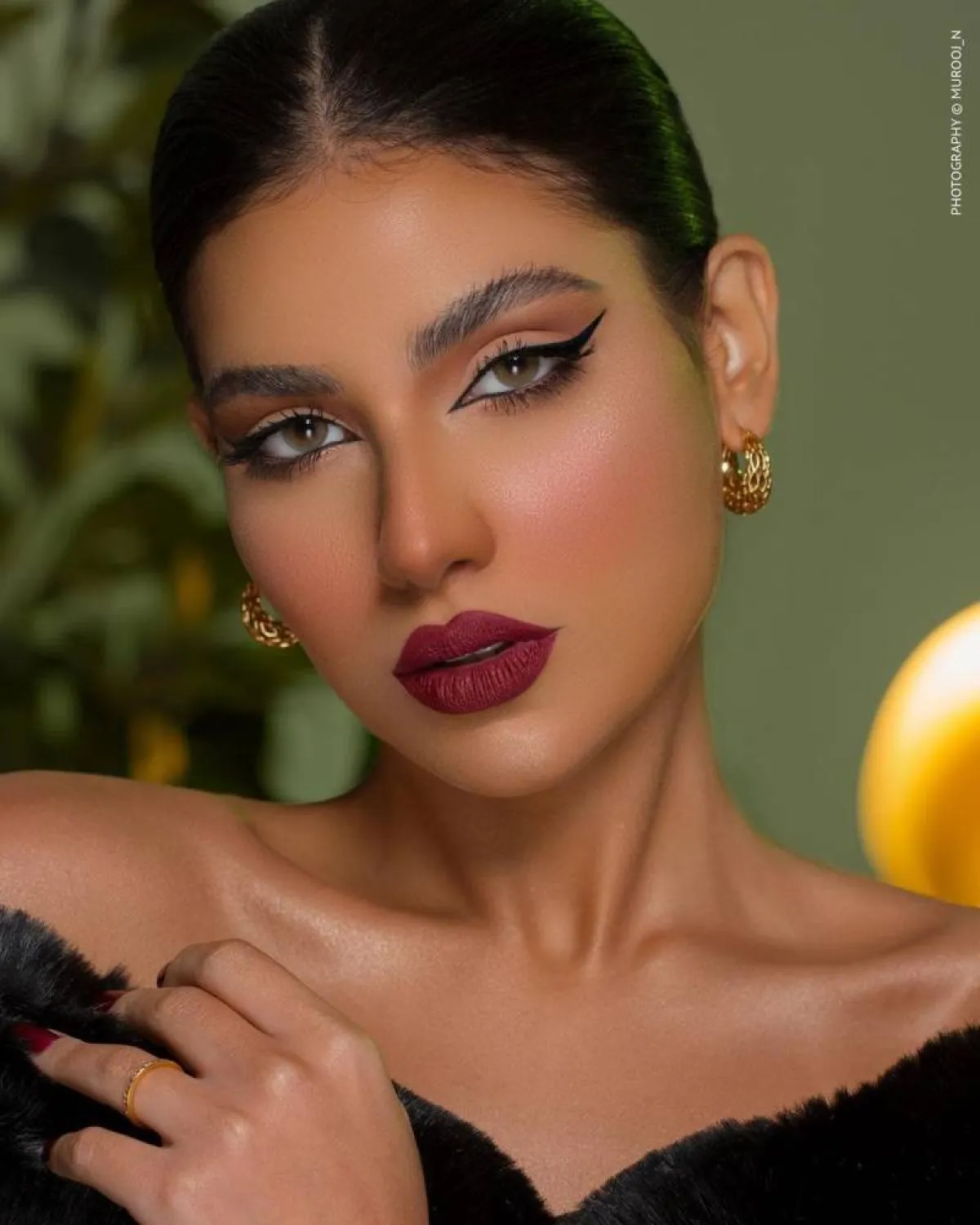 مكياج عيون سعودي مسحوب بالأيلاينر