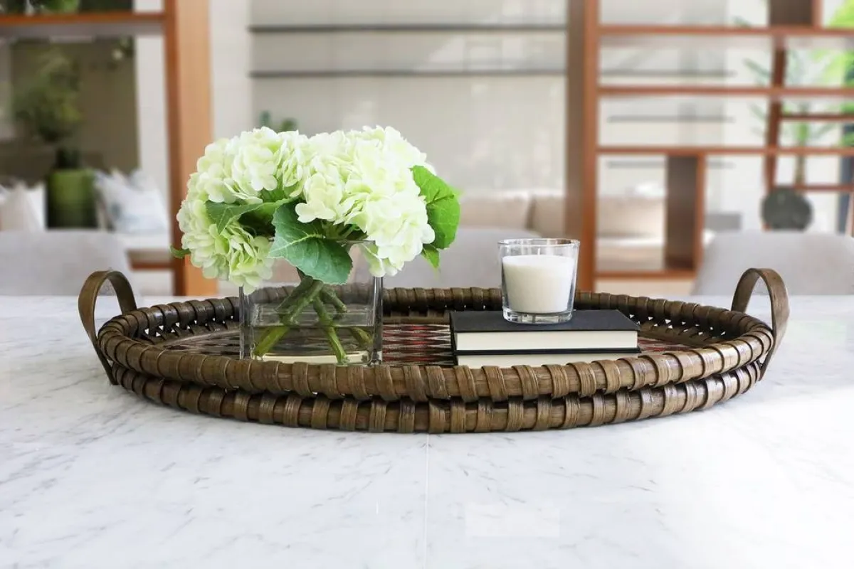 صينيّة يدويّة الصنع من خامة الروطان