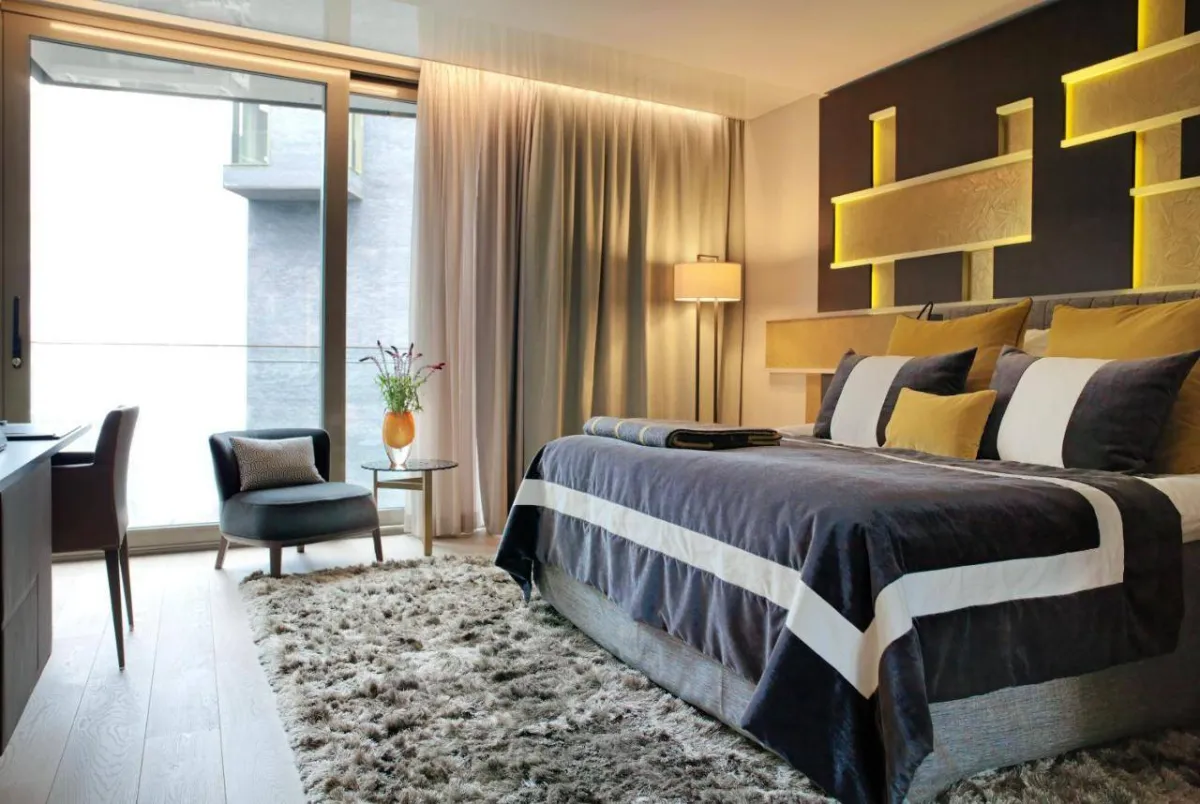 فندق ذا ثيف