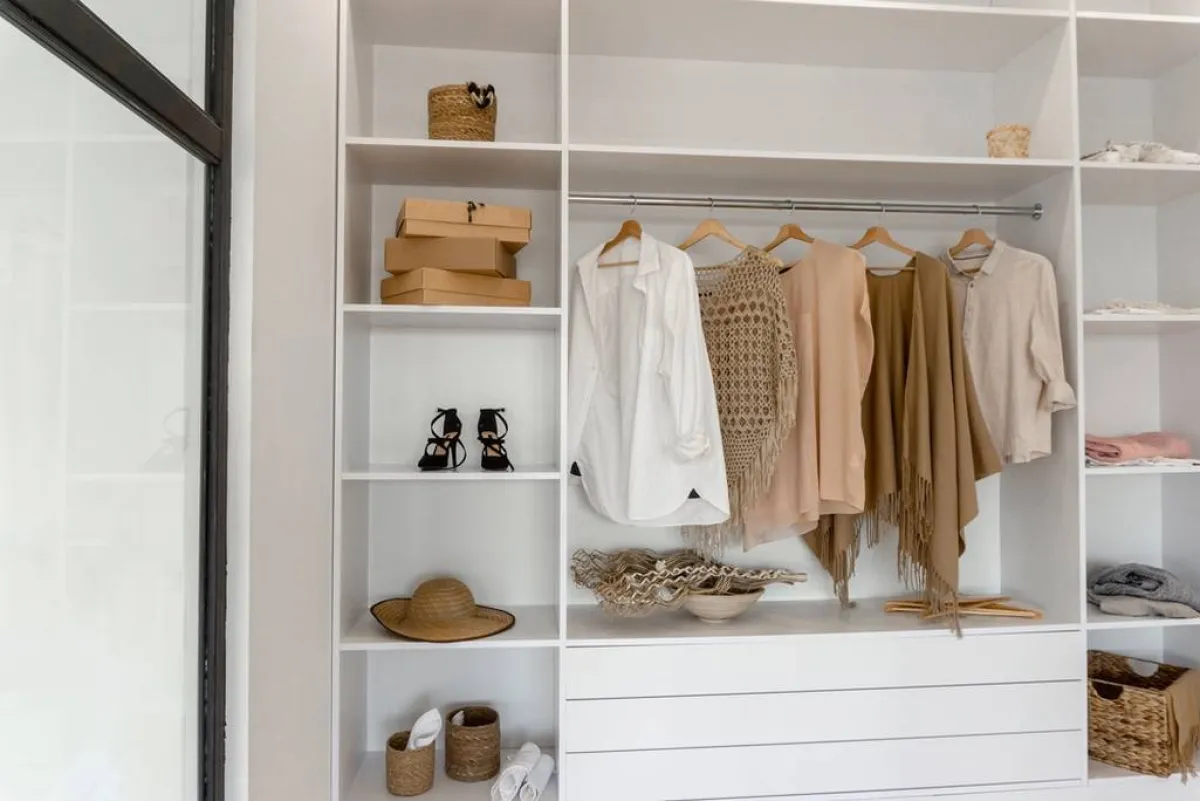 نموذج من  الخزائن المفتوحة 